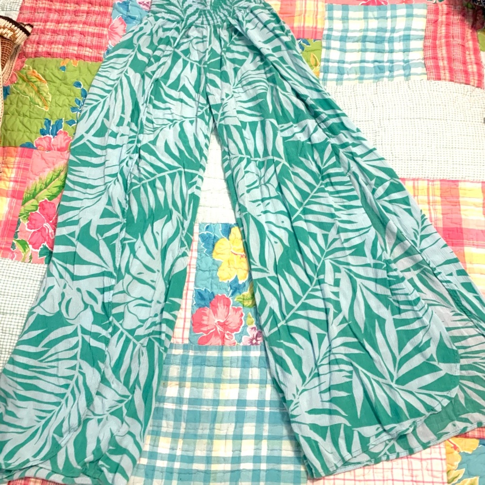 Billabong Green Leaf Pattern Split Leg Cover Up P… - image 1